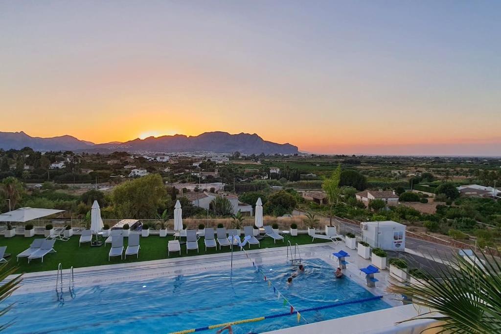 Denia - Golf La Sella "Refugio Marino" Apartment เปเดรเกร์ ภายนอก รูปภาพ